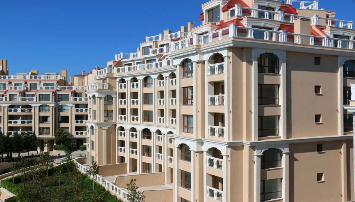 1Bd Ap In La Mer Complex Private Beach And Pool Golden Sands Ngoại thất bức ảnh